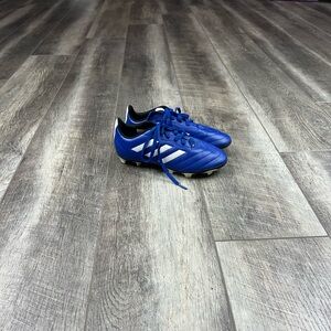 Adidas‎ Kids Blue Soccer Cleats